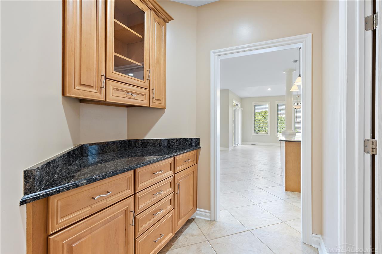 1158 Rochelle Park Drive Rochester Hills, MI 48309 - Photo 34 of 59