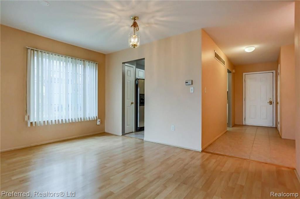 32276 West 12 Mile Road Farmington Hills, MI 48334 - Photo 14 of 29