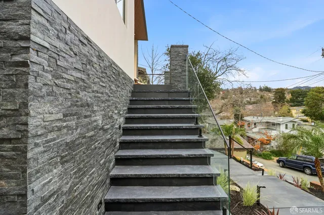 $3,295,000 | 21 Cambridge Way, Piedmont, CA 94611