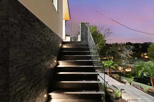 $3,295,000 | 21 Cambridge Way, Piedmont, CA 94611