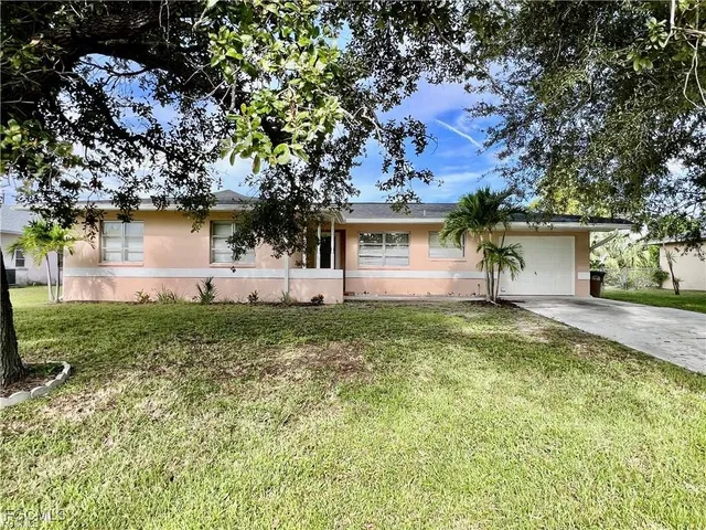 $1,650 | 2326 Southeast 8th Avenue, Cape Coral, FL 33990