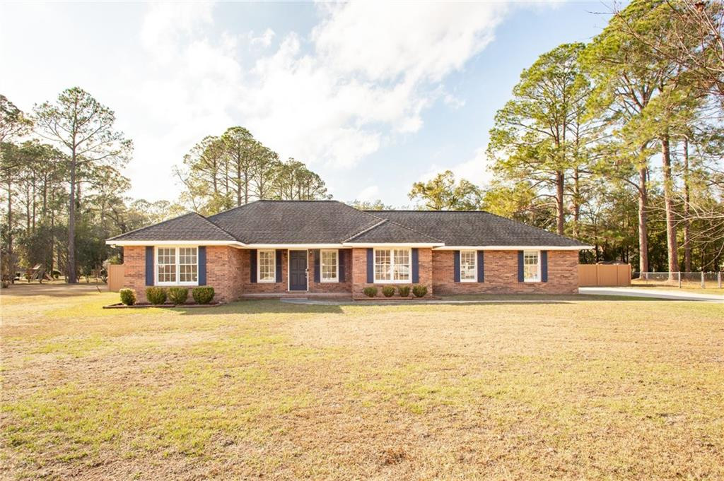 1249 Cherrywood Road Waycross, GA 31503 - Photo 2 of 46 Photo 2