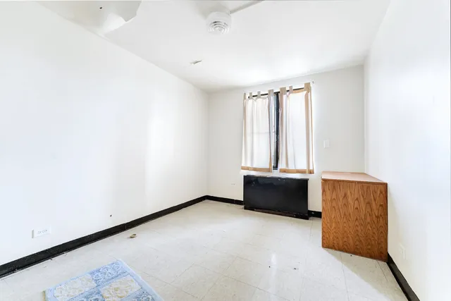 $379,000 | 13651 Crawford Avenue, Crestwood, IL 60418