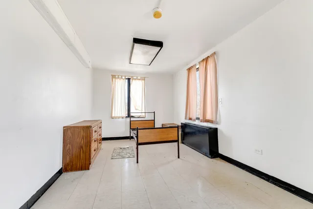 $379,000 | 13651 Crawford Avenue, Crestwood, IL 60418