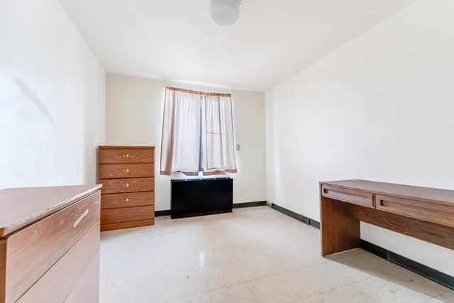 $379,000 | 13651 Crawford Avenue, Crestwood, IL 60418