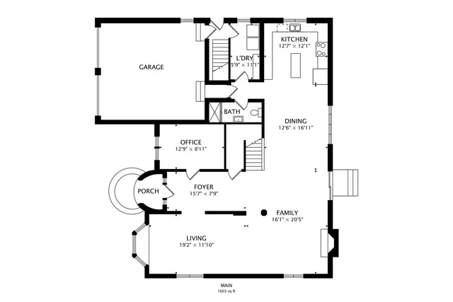 a view of a livingroom with furniture and entryway
