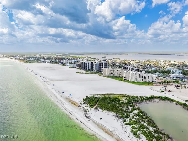 $599,000 | 6672 Estero Boulevard, Unit A610, Fort Myers Beach, FL 33931