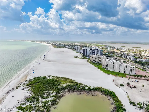 $599,000 | 6672 Estero Boulevard, Unit A610, Fort Myers Beach, FL 33931