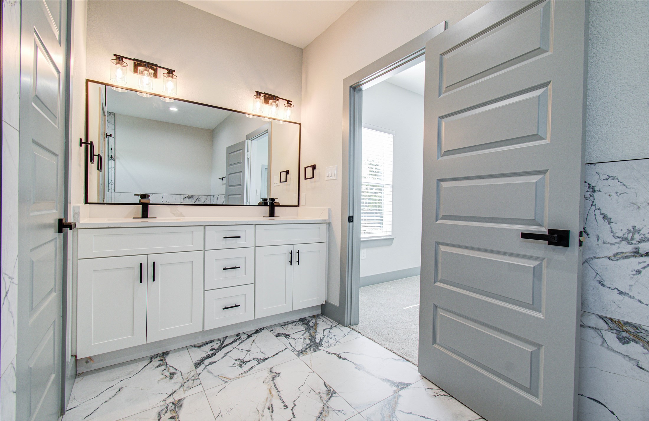 835 South Victory Drive Houston, TX 77088 - Photo 30 of 39