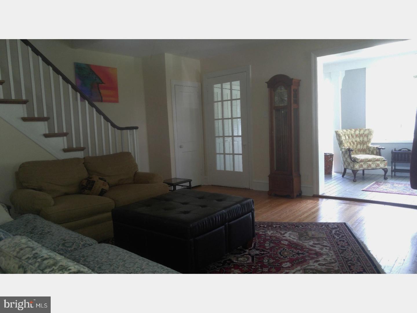 411 Boyer Road Cheltenham, PA 19012 - Photo 8 of 21 Living Room