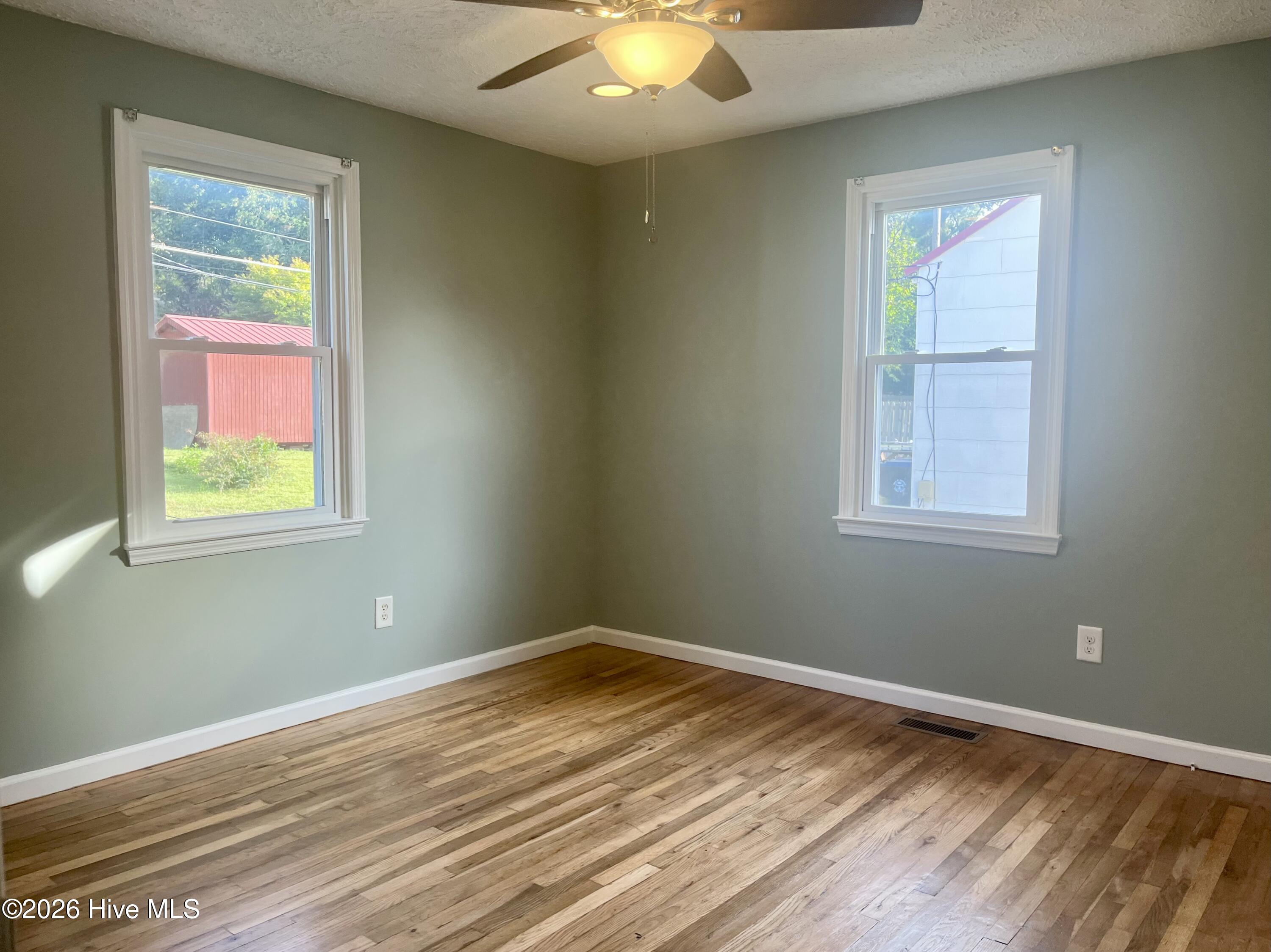 529 West Chapin Road Aberdeen, NC 28315 - Photo 19 of 38 IMG_6436 3