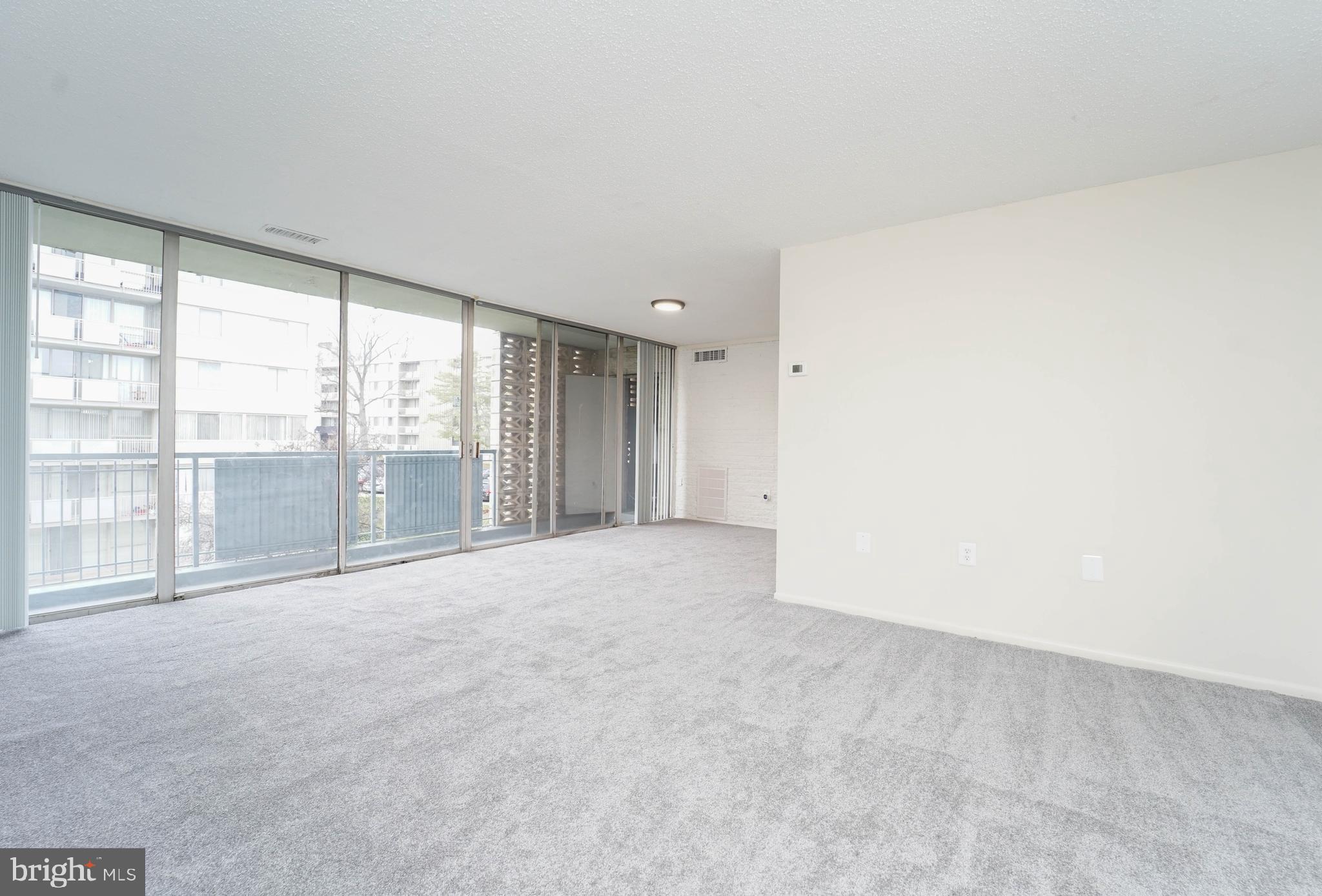 1822 Metzerott Road, Unit 308 Hyattsville, MD 20783 - Photo 6 of 20 Living room/Dining Area
