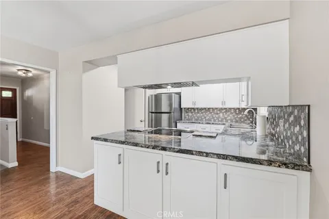 $315,000 | 417 East Magnolia Avenue, Hanford, CA 93230