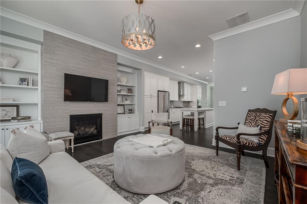 6719 Encore Boulevard Sandy Springs, GA 30328 - Photo 10 of 36 Gallery Image 10