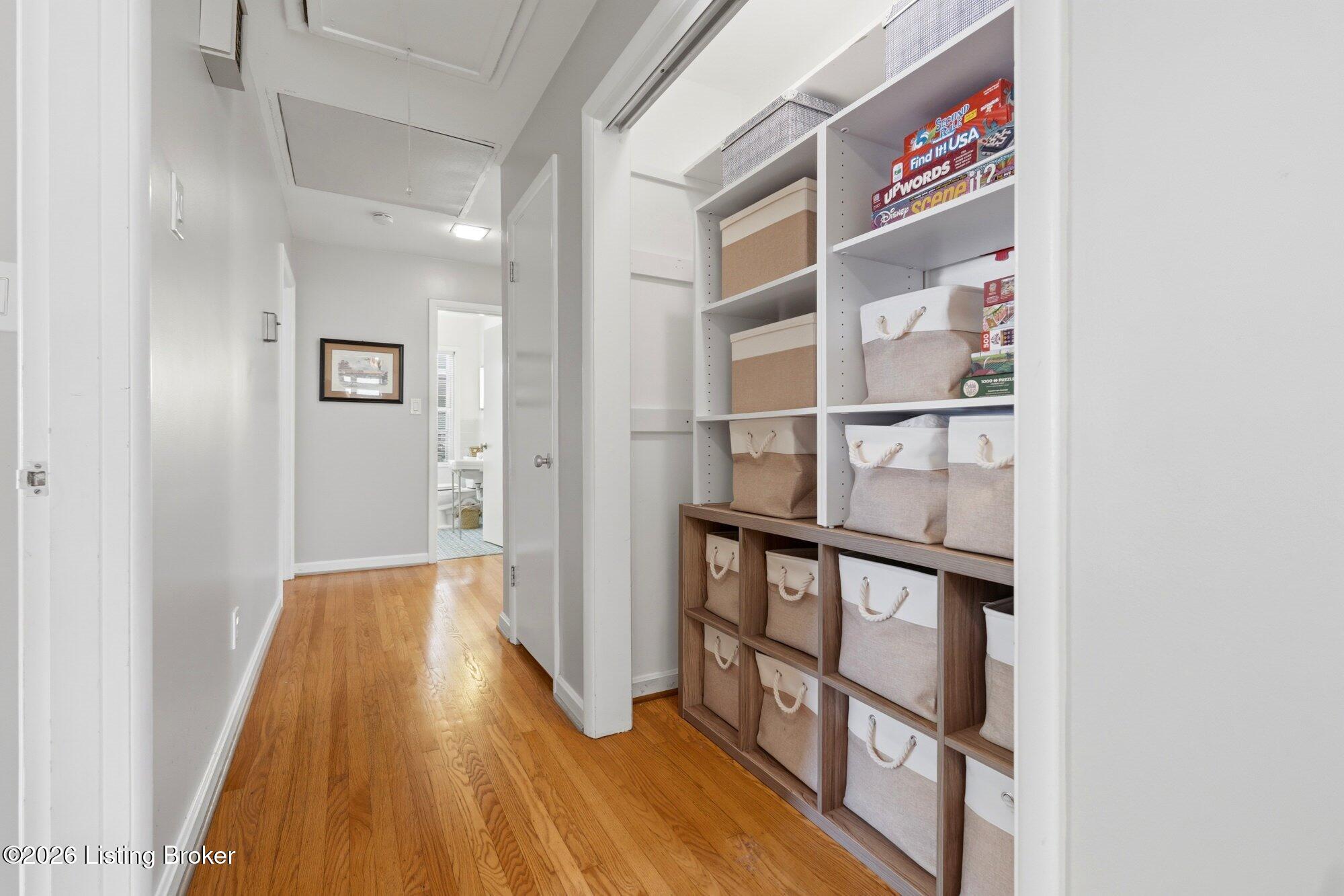 7302 Boxwood Road Louisville, KY 40222 - Photo 29 of 57 Tons of storage/closet space