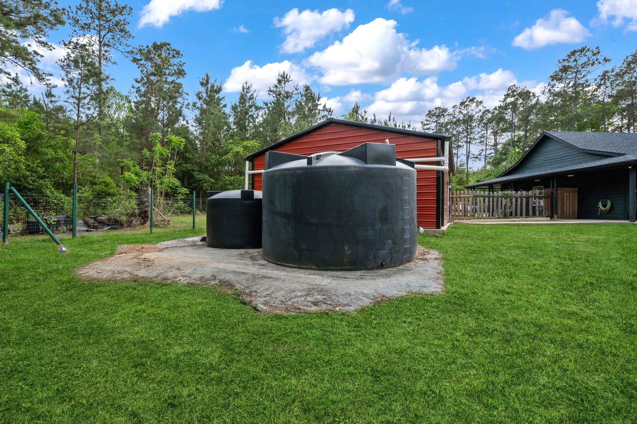625-635 Gibson Road Livingston, TX 77351 - Photo 29 of 49 Rain Water Collection that is easy to maintain.