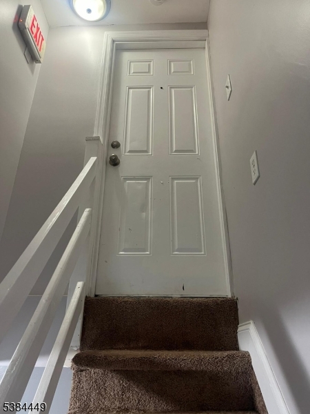 171 Seymour Avenue, Unit 3 Newark, NJ 07108 - Photo 2 of 9 a bathroom with a bathtub