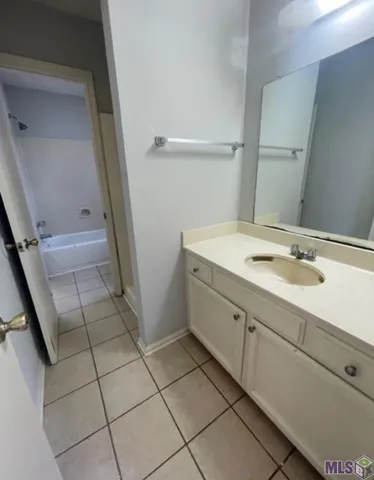 $450,000 | 4830 Kennesaw Drive, Unit A, Baton Rouge, LA 70817