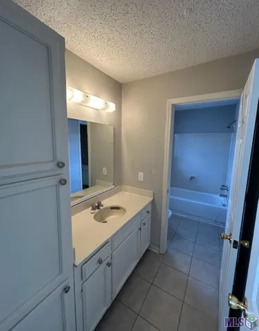 $450,000 | 4830 Kennesaw Drive, Unit A, Baton Rouge, LA 70817