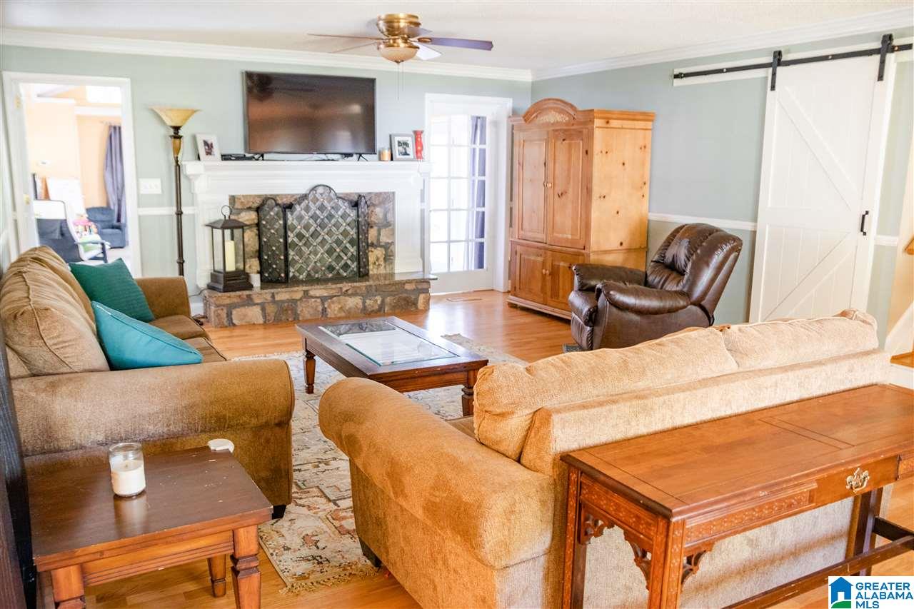 903 Azalea Road Oneonta, AL 35121 - Photo 9 of 28