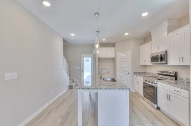 $384,900 | 150 North Fork Branch Road, Decherd, TN 37324