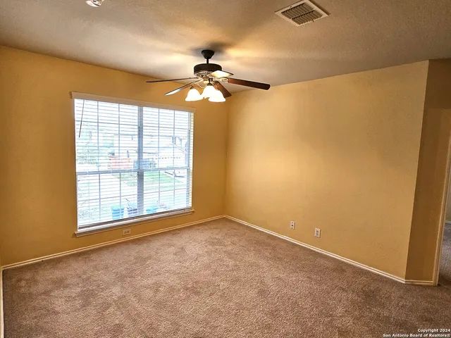 $1,900 | 400 Apache Ledge, Cibolo, TX 78108