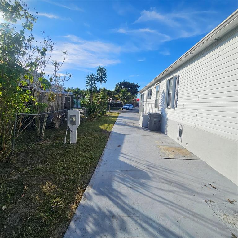 11891 Atlantic Circle Boca Raton, FL 33428 - Photo 41 of 48