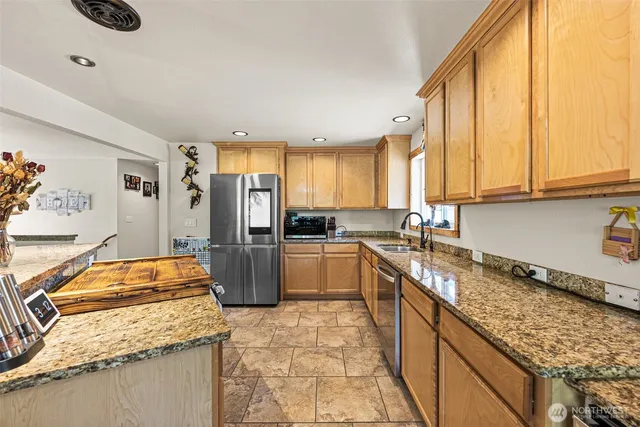 $949,900 | 20311 Orting Kapowsin Highway East, Graham, WA 98338