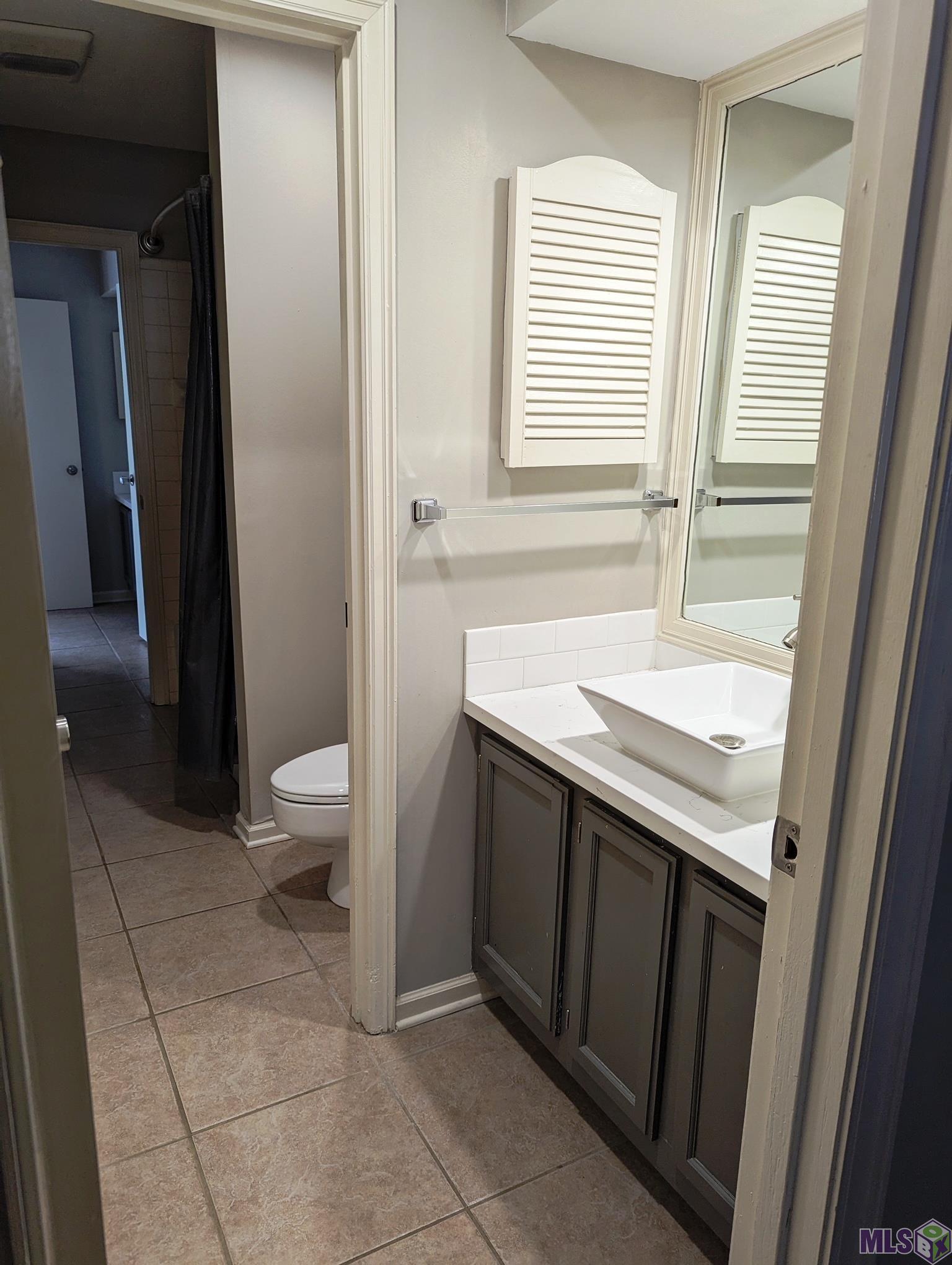 2122 Stonehenge Avenue Baton Rouge, LA 70820 - Photo 2 of 14 bath