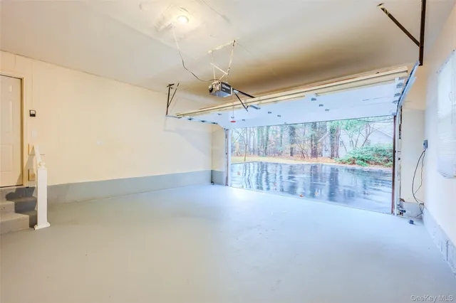 a view of a indoor garage