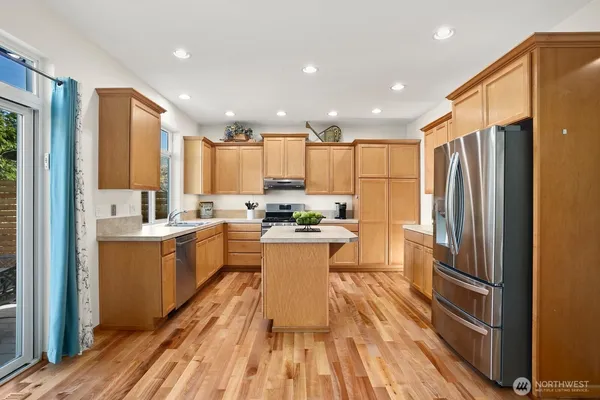 $1,070,000 | 14625 Meridian Drive Southeast, Lynnwood, WA 98087