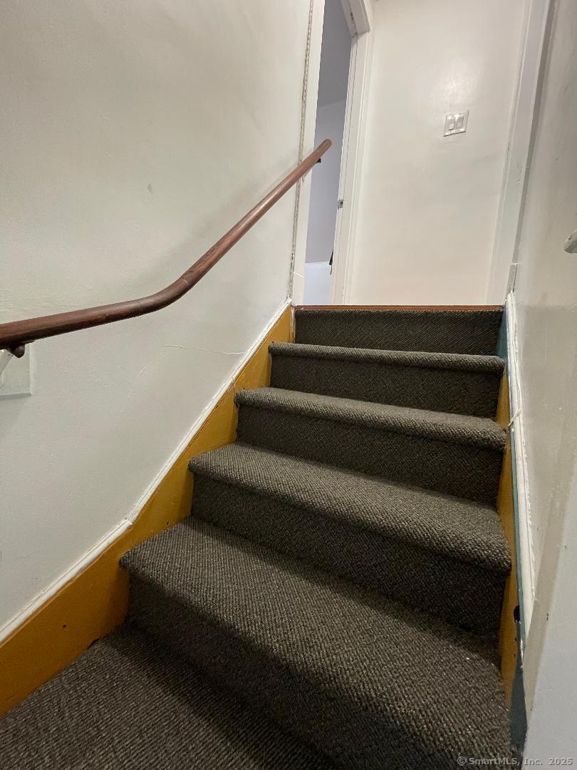 217 Alsace Street Bridgeport, CT 06604 - Photo 24 of 29