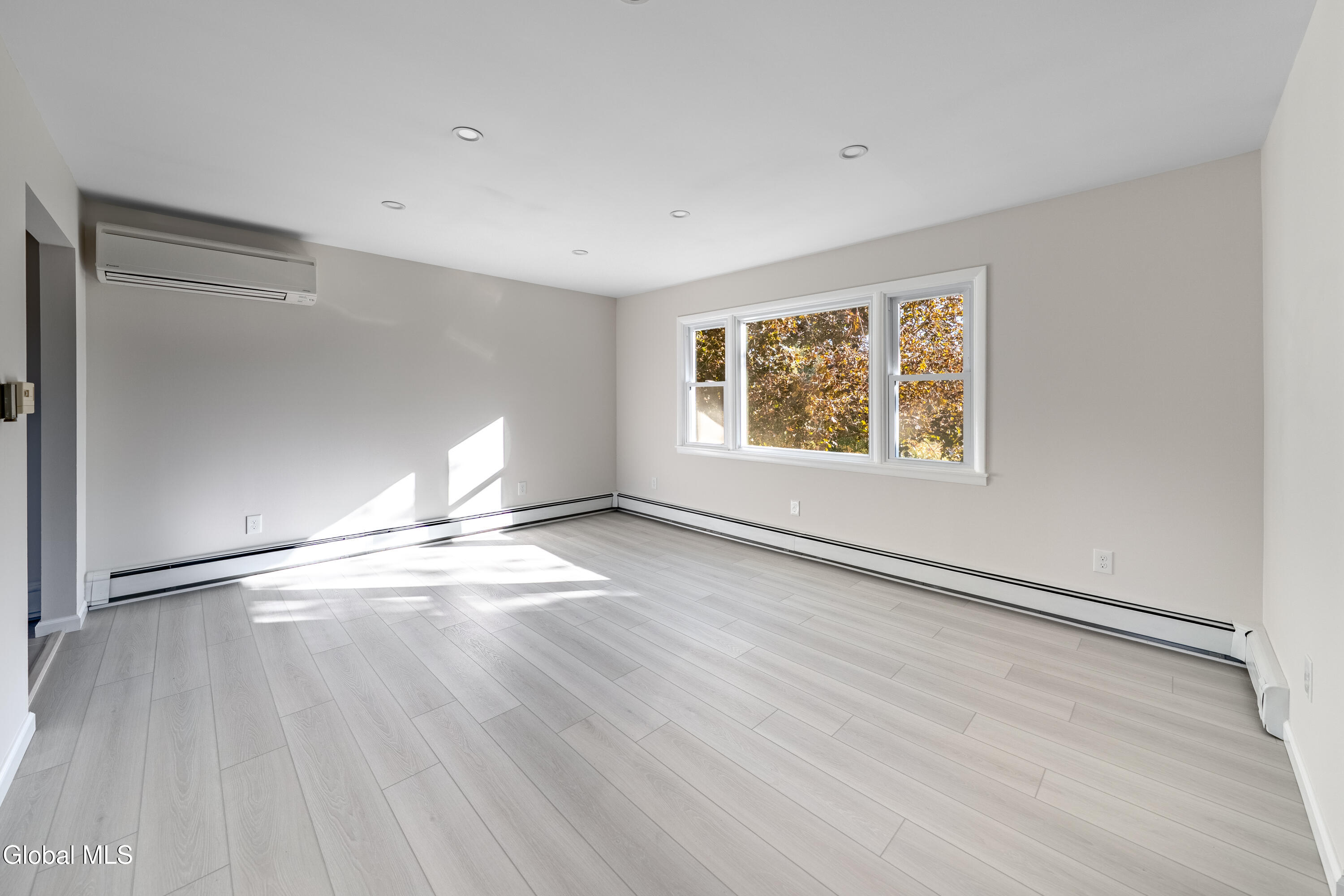 275 Middleline Road Ballston, NY 12020 - Photo 16 of 29 DSC08509-HDR