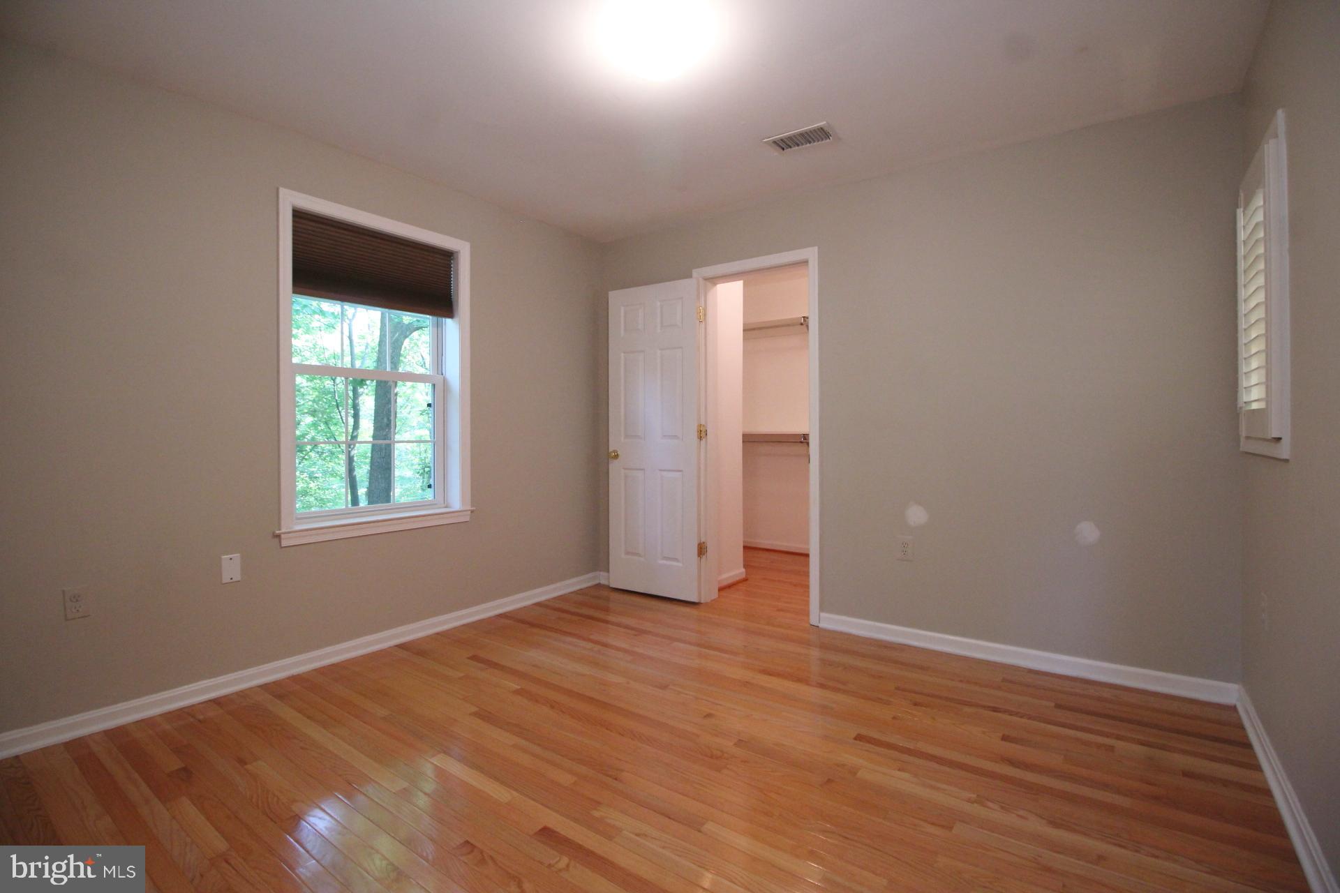 1649 Bennington Hollow Lane Reston, VA 20194 - Photo 18 of 29