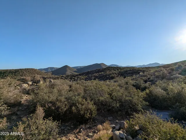 $165,000 | 5720 South Miners Pick Road, Unit 3, Mayer, AZ 86333