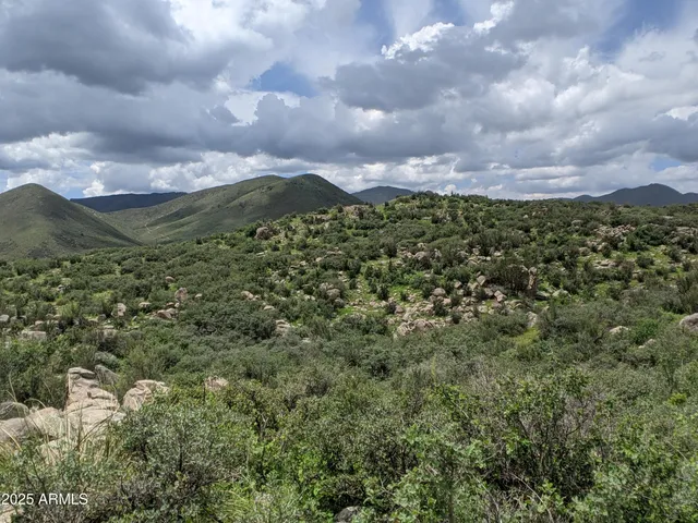 $165,000 | 5720 South Miners Pick Road, Unit 3, Mayer, AZ 86333