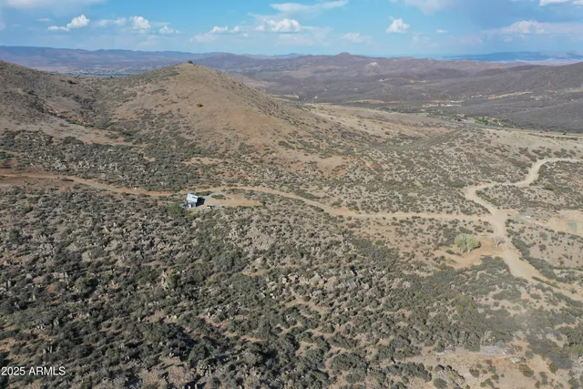 $165,000 | 5720 South Miners Pick Road, Unit 3, Mayer, AZ 86333