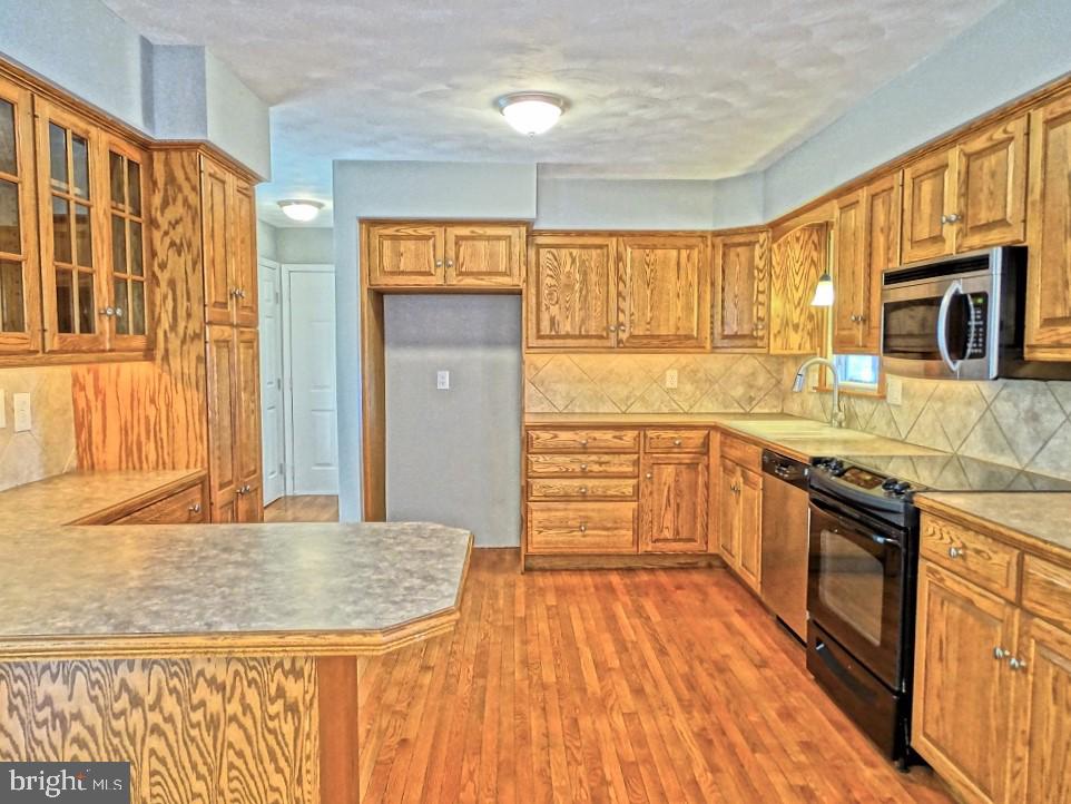 5446 Beagle Road Elizabethtown, PA 17022 - Photo 4 of 25 Gallery Image 4