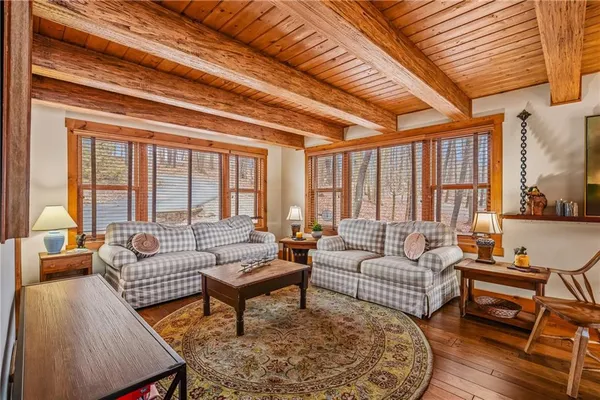 $1,200,000 | 1697 Peninsula Drive, Central City, PA 15926