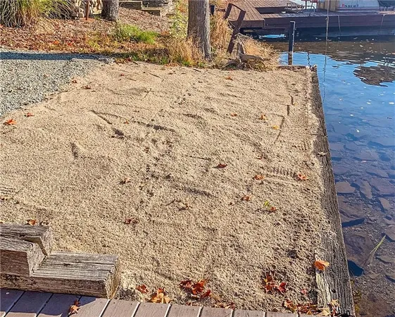 $1,200,000 | 1697 Peninsula Drive, Central City, PA 15926