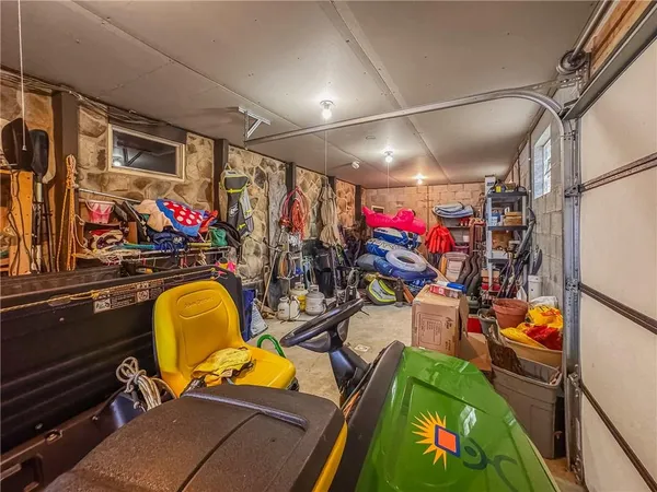 $1,200,000 | 1697 Peninsula Drive, Central City, PA 15926