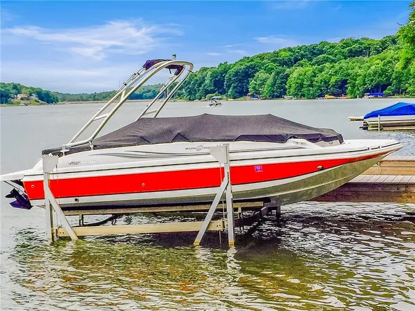 $1,200,000 | 1697 Peninsula Drive, Central City, PA 15926