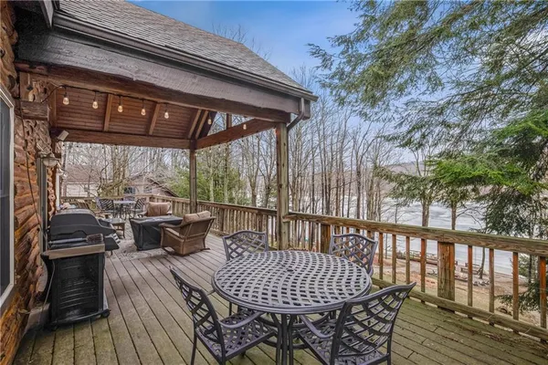 $1,200,000 | 1697 Peninsula Drive, Central City, PA 15926