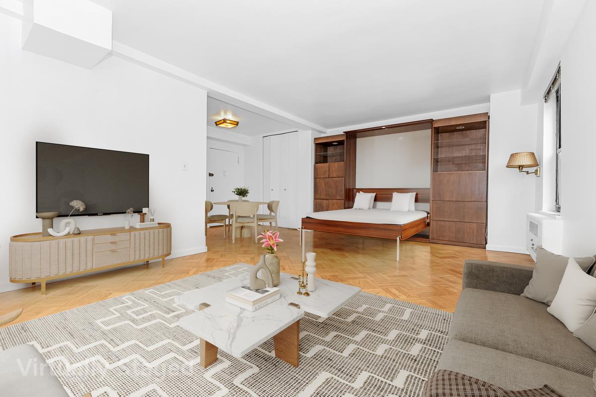 301 East 48th Street, Unit 19B Manhattan, NY 10017 - Photo 3 of 10