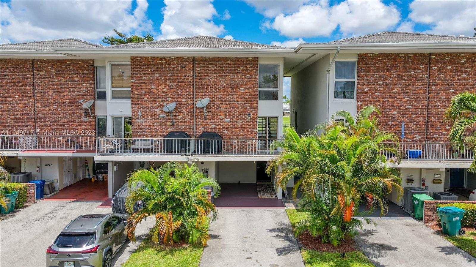 6739 Brookline Drive Hialeah, FL 33015 - Photo 2 of 45