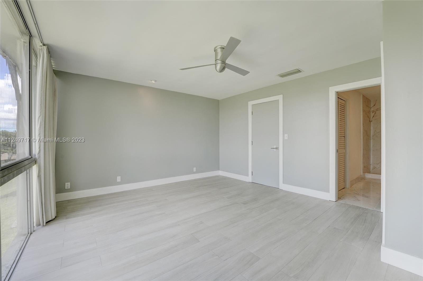 6739 Brookline Drive Hialeah, FL 33015 - Photo 24 of 45