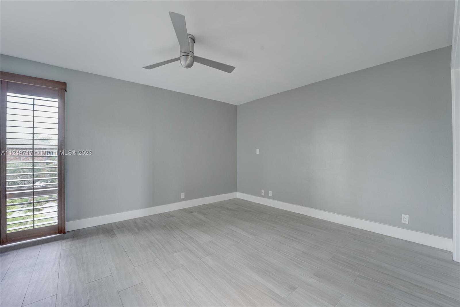 6739 Brookline Drive Hialeah, FL 33015 - Photo 28 of 45