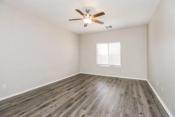 $1,890 | 119 Mountain View Road, San Tan Valley, AZ 85143