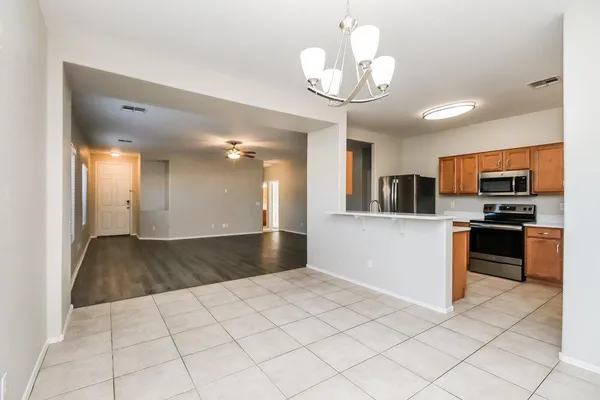 $1,890 | 119 Mountain View Road, San Tan Valley, AZ 85143