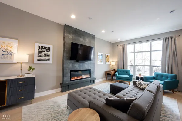 $569,500 | 411 Jersey Street, Westfield, IN 46074